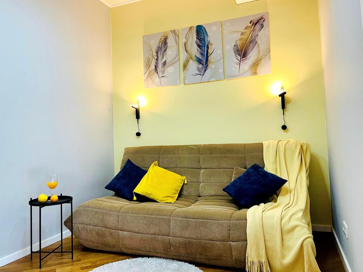 Уютная Стильная Квартира Возле Центрального Парка Горького! Appartement Alma-Ata Buitenkant foto